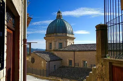 Hotel Miramonti Gangi 0*,  Italy