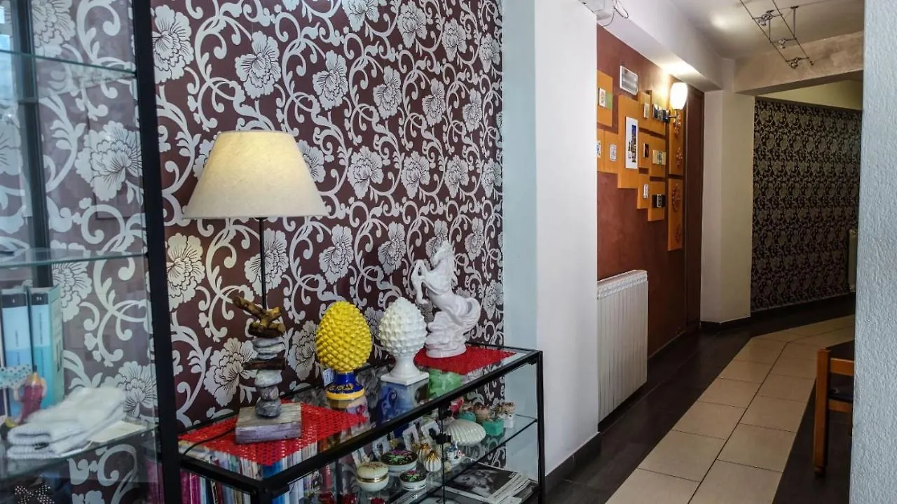 גנג'י Hotel Miramonti 0*,  איטליה